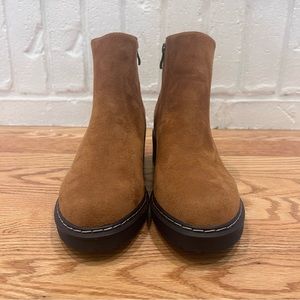 Beast Fashion Brown Suede Ankle Boots With Zipper Womens Size 11 Runs Small NWOT
